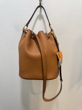 Load image into Gallery viewer, TODS Tan Leather Size Medium bucket Purse, NWT!
