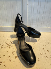 Load image into Gallery viewer, Larroude Black Leather platform ankle strap Shoe, Size 9
