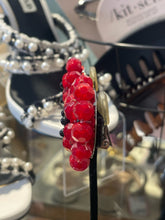 Load image into Gallery viewer, Angela Caputi red &amp; black bead Vintage clip on Earrings
