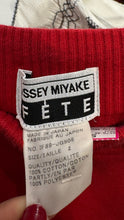 Load image into Gallery viewer, Vintage Issey Miyake red &amp; black 100% cotton zipper accent Skirt, Size 2=M
