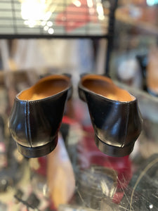 Salvatore Ferragamo Mint Condition Black Leather W/Bow Shoe, Size 8