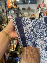 Load image into Gallery viewer, Johnny Was Blue &amp; White Silk mixed prints Flowy Top, Size XL
