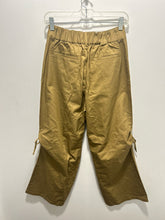 Load image into Gallery viewer, Moussy Tan Cotton Blend NWT! Pant, Size 2=Medium
