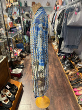 Load image into Gallery viewer, CITRON Blue &amp; Green Silk Floral Tie Dye layering top Top, Size L
