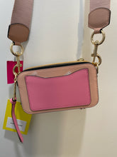 Load image into Gallery viewer, Marc Jacobs Rose Leather Logo Small W/logo strap Purse
