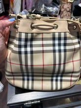 Load image into Gallery viewer, Burberry Tan Leather Nova check Size Small bucket Purse
