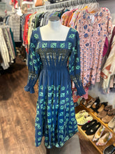 Load image into Gallery viewer, Hunter Bell Blue &amp; Green Cotton Blend Geometric smocked detail AS IS(zipper) Dress, Size L
