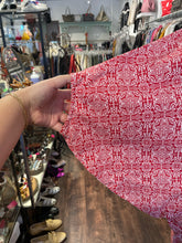Load image into Gallery viewer, Ginger Red &amp; white Blend Paisley pockets Tunic, Size S/M
