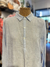 Load image into Gallery viewer, CP Shades Light Blue &amp; white Linen Stripe w/Pocket Top, Size S
