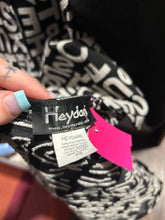 Load image into Gallery viewer, Heydari Black &amp; White LETTERING layering top Avant-Garde Top
