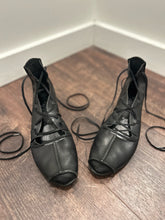 Load image into Gallery viewer, trippen Black Leather lace up ankle Shoe, Size 40
