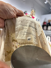 Load image into Gallery viewer, Vintage Johnny Was Champagne Silk Floral Longsleeve Buttons Top, Size L
