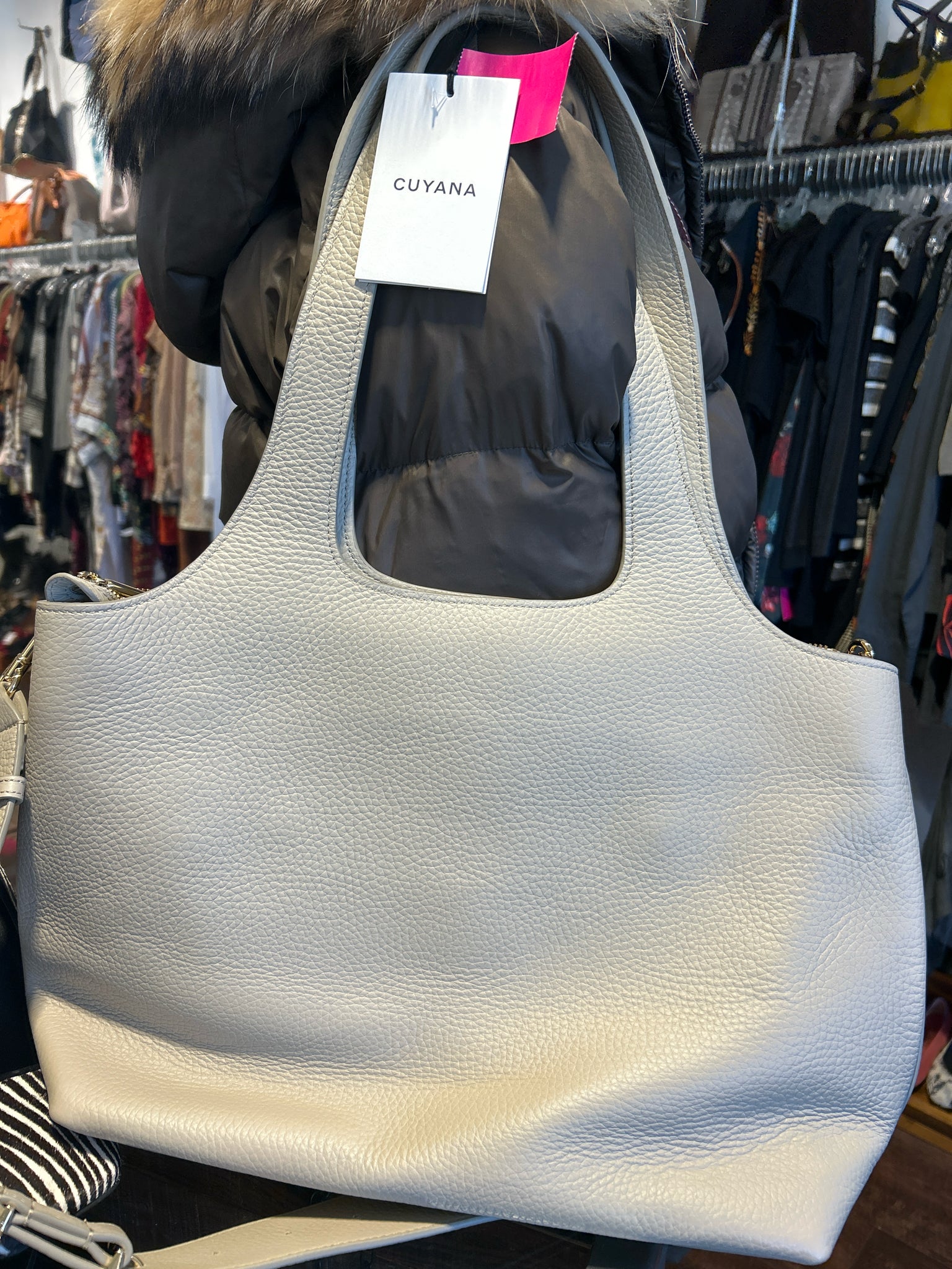 Cuyana Beige Leather Pebbled Size Large NWT! Purse