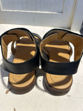 Load image into Gallery viewer, Maison Margiela Black &amp; Brown Size 37 Sandal Shoe

