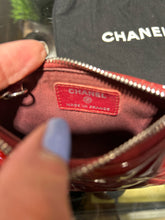 Load image into Gallery viewer, CHANEL Red patent leather Quilted coin purse, Vintage, Duster Incl.
