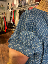 Load image into Gallery viewer, Faherty Blue Cotton Floral Puffy Sleeve Dress, Size M
