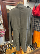 Load image into Gallery viewer, Cynthia Ashby Grey Cotton abstract Buttons Jacket, Size M
