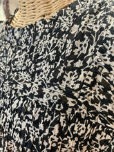 Load image into Gallery viewer, Etoile Isabel Marant Black &amp; Beige Cotton Floral Pintucks Top, Size 40
