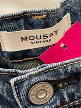 Load image into Gallery viewer, Moussy Blue Cotton medium wash Jeans, Size 27

