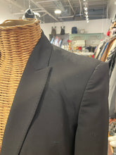 Load image into Gallery viewer, Burberry Black Wool Blend Classic chain Blazer, Size 10
