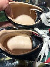 Load image into Gallery viewer, GUCCI Black Leather sneaker stripe, Size 39 Gently worn
