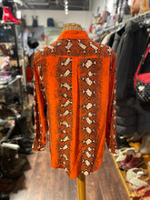 Load image into Gallery viewer, Equipment Orange &amp; Black Silk Reptile Button up Top, Size XS
