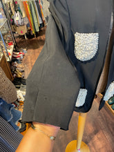 Load image into Gallery viewer, Richard Bowman Black &amp; White Wool w/bead detailing Open front Blazer, Size One Size
