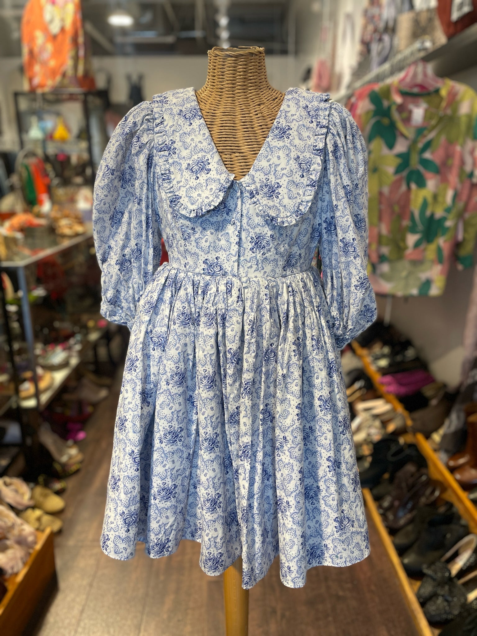 Selkie white/blue Cotton Blend Floral peter pan collar Dress, Size S