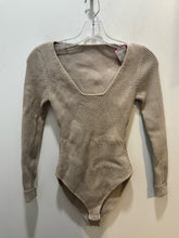 Load image into Gallery viewer, Jacquemus Beige Wool Blend bodysuit Longsleeve Top
