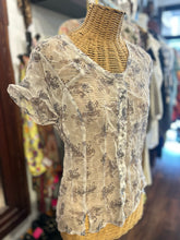 Load image into Gallery viewer, et compagnie Grey &amp; White Silk Floral sheer short sleeve Top
