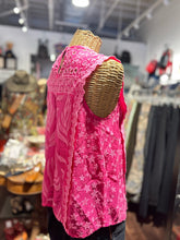Load image into Gallery viewer, Johnny Was orchid Rayon embroidery Cap Sleeve Top, Size S
