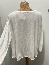 Load image into Gallery viewer, Krista Larson white, yellow, &amp; green Cotton Bird long sleeve Top
