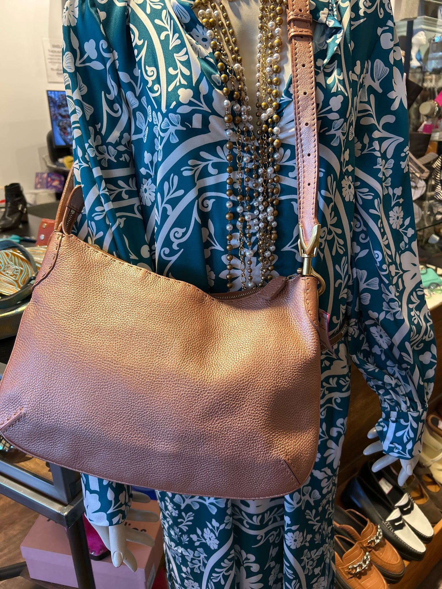 FENDI Pink gold hardware pebbled leather Crossbody Purse