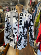 Load image into Gallery viewer, 38 purificacion garcia Black and white Algodon Newspaper Print w/red stitch Blazer, Size S/M
