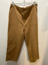 Load image into Gallery viewer, jenni kayne Tan Cotton Blend Utility Cropped Pant, Size M
