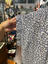Load image into Gallery viewer, Nili Lotan Purple &amp; White Cotton Floral Button up Top, Size L
