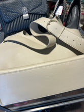 Load image into Gallery viewer, Cuyana Beige Leather Pebbled Size Large NWT! Purse
