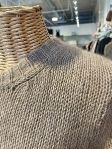 private 02 04 Taupe Cashmere Short sleeve Sweater, Size 2=Medium