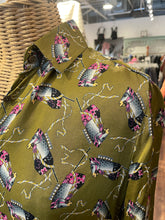 Load image into Gallery viewer, 0039 Italy Green &amp; Pink Viscose Horse Print blouse, Size S
