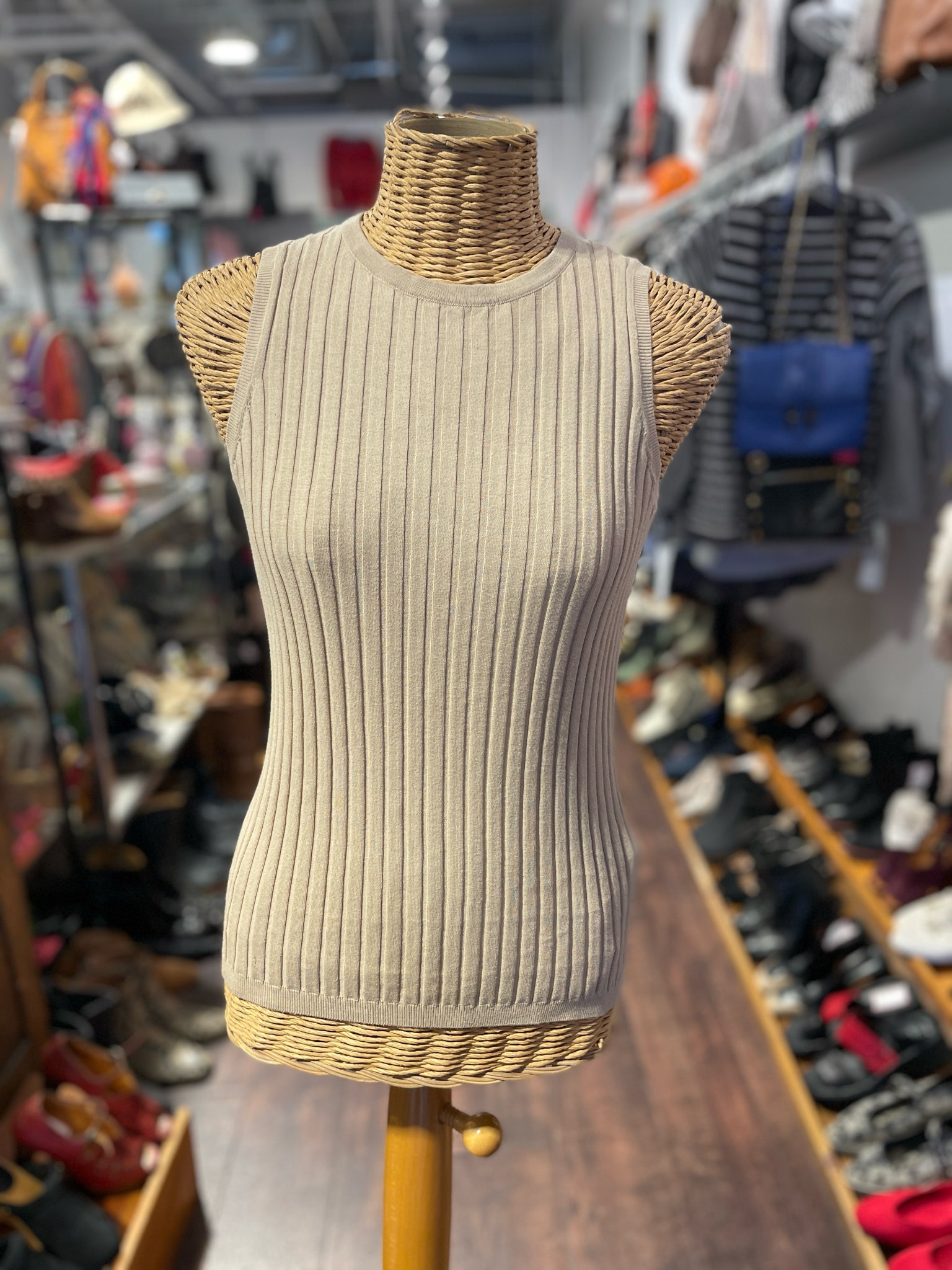 Allude Beige Cotton & Silk Ribbed Sleeveless Top