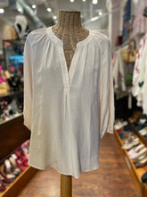 Load image into Gallery viewer, Joie Peach &amp; White Silk V- Neck Top, Size L
