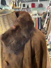 Load image into Gallery viewer, Vintage Brown Suede fur collar Coat, Runs Small, Size 8

