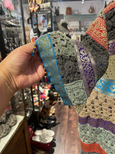 Load image into Gallery viewer, Sandy Starkman purple, blue, red rayon &amp; cotton Crotchet Layering Top, Size XL
