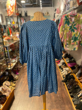 Load image into Gallery viewer, Faherty Blue Cotton Floral Puffy Sleeve Dress, Size M
