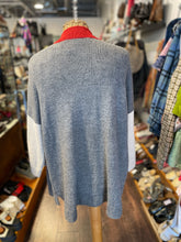 Load image into Gallery viewer, Be Alpaca red and gray alpaca knit Longsleeve open Cardigan
