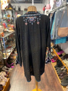 Johnny Was Black Rayon floral embroidery Longsleeve button Top, Size XL