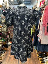 Load image into Gallery viewer, sea NY Black &amp; Ivory floral smocked neckline Knee Dress, Size M
