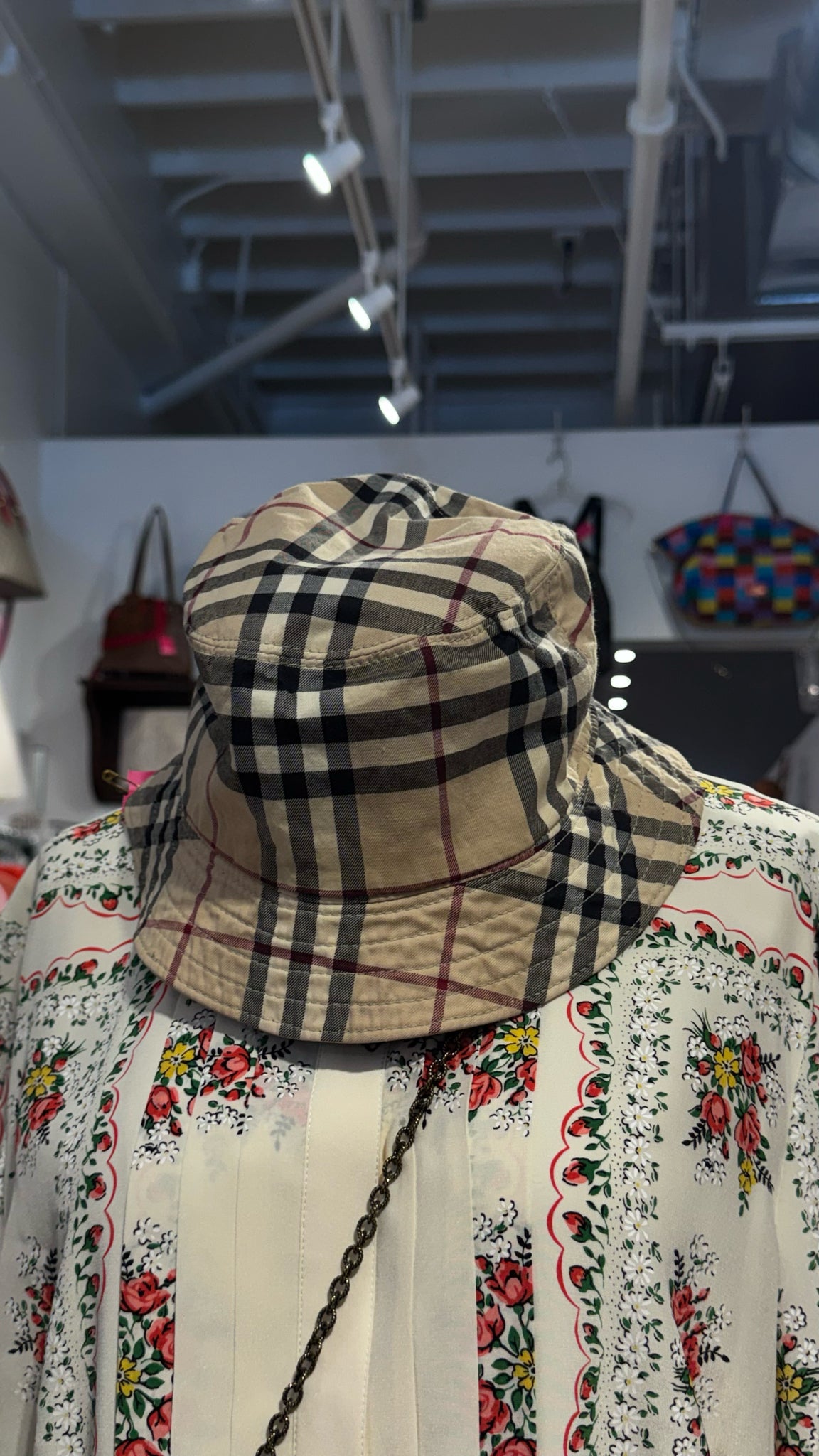 Burberry Bucket Hat Pink Reversible Burberry Pink Logo Bucket Hat Burberry main image 4