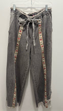 Load image into Gallery viewer, POL grey multi Cotton floral trim Drawstring waist Pant
