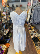 Load image into Gallery viewer, Rebecca Taylor White Cotton pleated v neck Sleeveless Dress, Size 8
